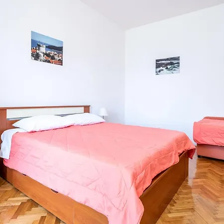 Kazo Дубровник