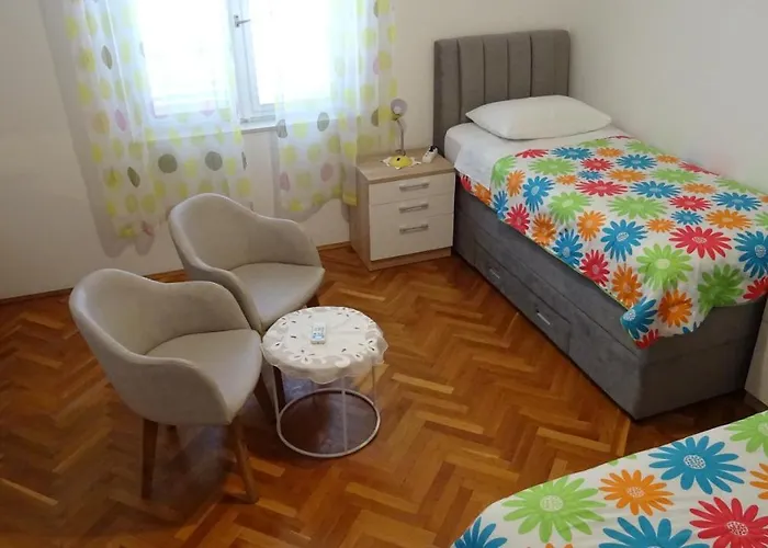 Πανσιόν Kazo Ντουμπρόβνικ