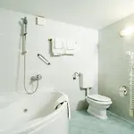 Kazo Pensionat 3*