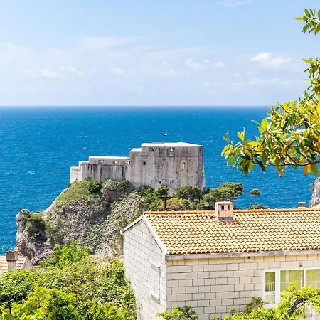 Kazo Πανσιόν Ντουμπρόβνικ